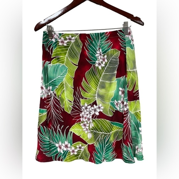 Unbranded Tropical Hawaiian Skirt Knee Length Palm Print Size Small Rayon Green - Picture 1 of 3
